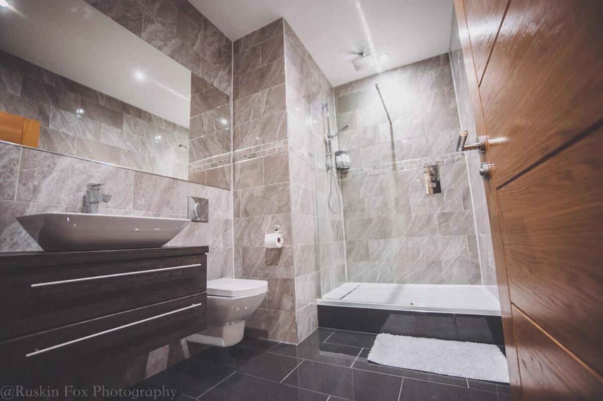 Impressive 3 Bedroom Абърдийн Екстериор снимка